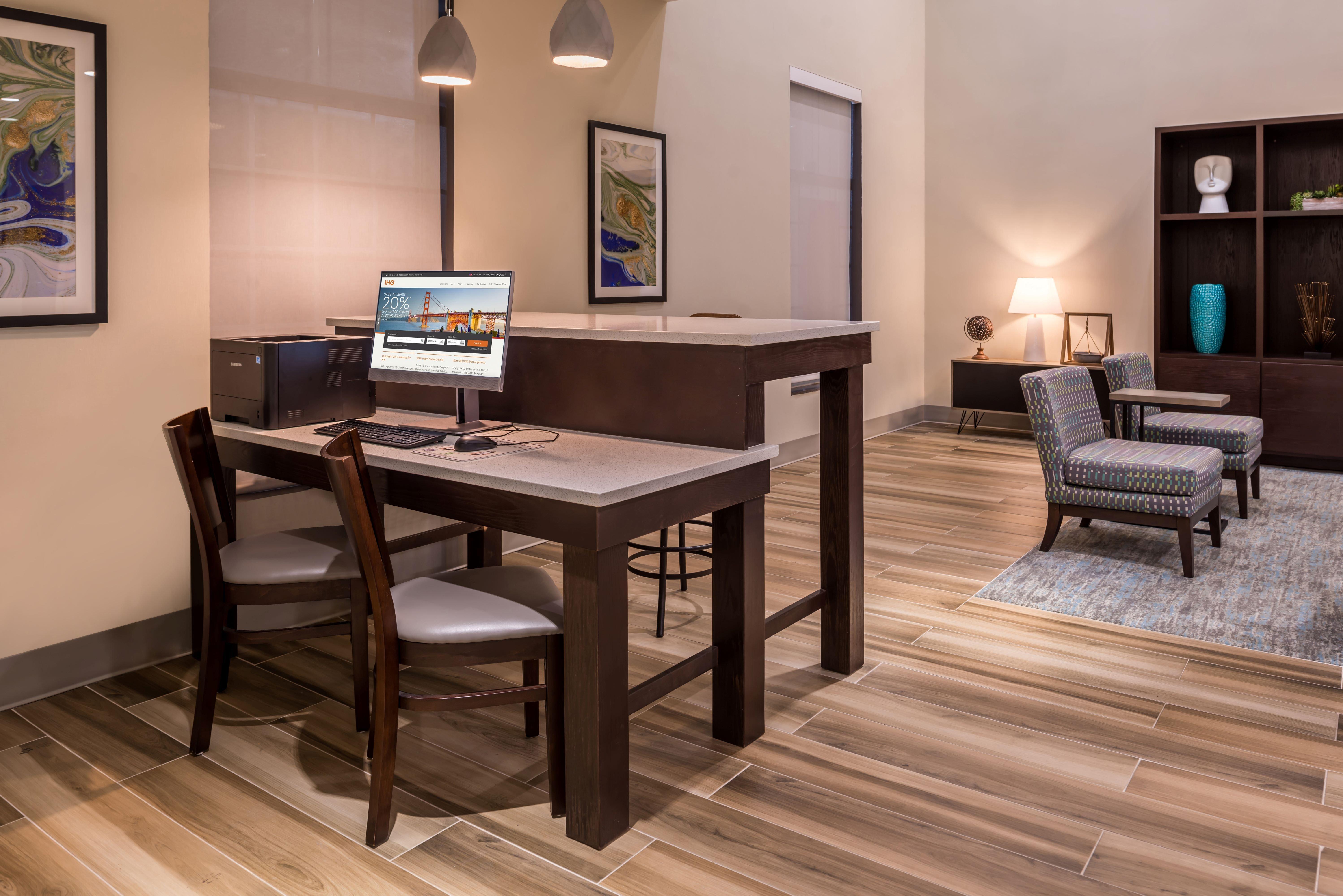 Holiday Inn And Suites Addison By Ihg Eksteriør billede