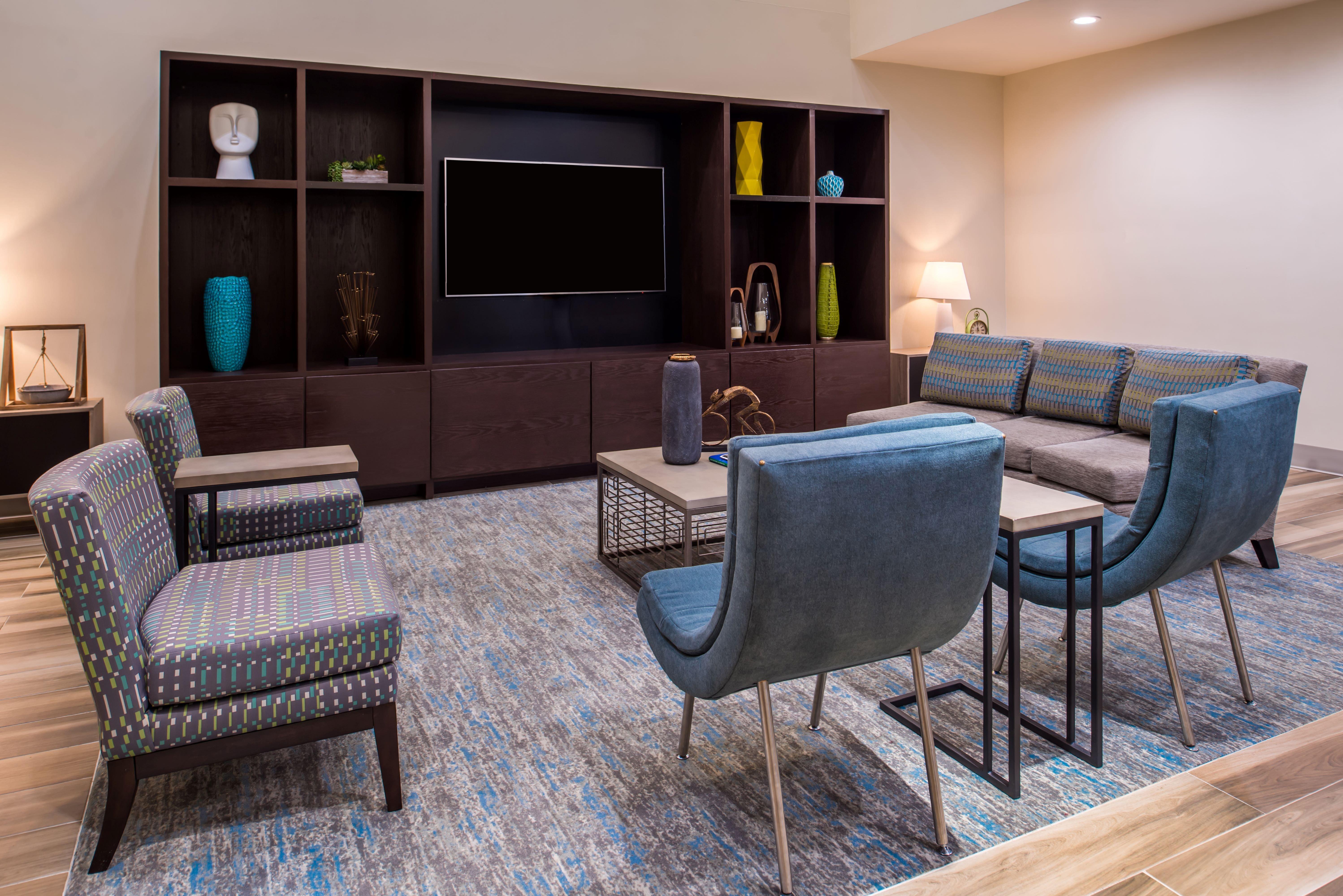 Holiday Inn And Suites Addison By Ihg Eksteriør billede